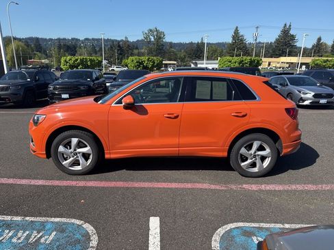 Used 2021 Audi Q3 2.0T Premium AWD/4WD image 4