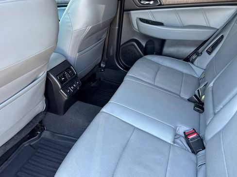 Used 2019 Subaru Outback 2.5i Limited w/ Popular Package #2 AWD/4WD image 14