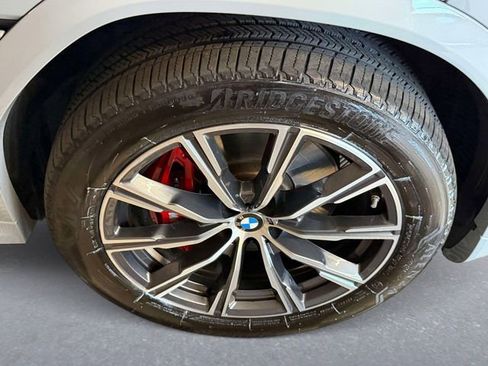 Used 2024 BMW X6 xDrive40i w/ Premium Package AWD/4WD image 7