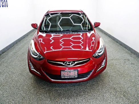 Used 2015 Hyundai Elantra SE w/ Option Group 02 image 2