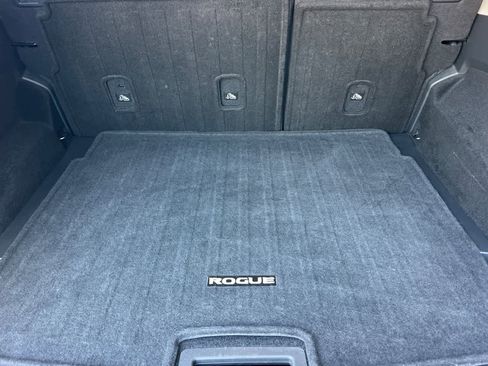 Certified 2021 Nissan Rogue S FWD image 17