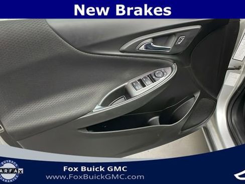 Used 2022 Chevrolet Malibu LT image 8
