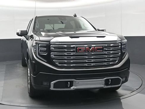 Used 2023 GMC Sierra 1500 Denali w/ Technology Package AWD/4WD image 34