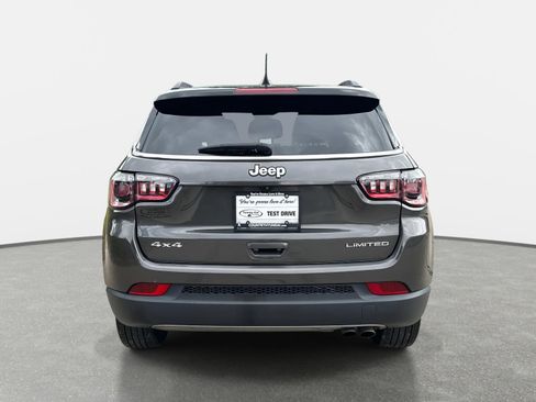 Used 2022 Jeep Compass Limited image 6