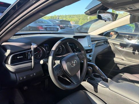 Used 2024 Toyota Camry SE FWD image 16