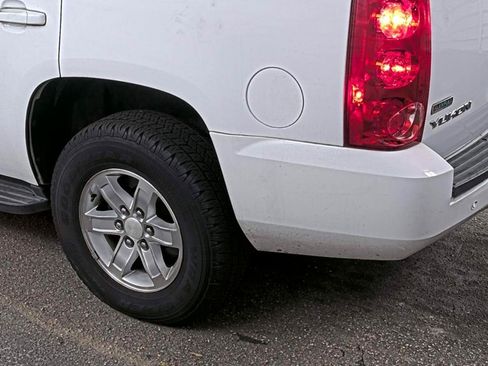 Used 2011 GMC Yukon SLT RWD image 20