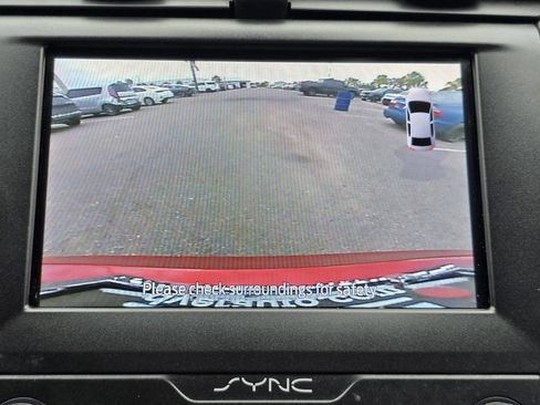 Used 2020 Ford Fusion SE FWD image 21