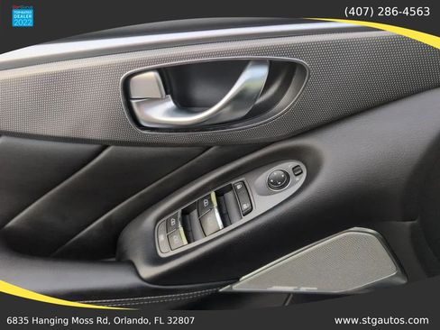 Used 2017 INFINITI Q50 3.0t Premium AWD/4WD image 10