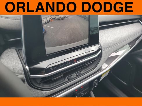 New 2026 Jeep Compass Latitude image 14