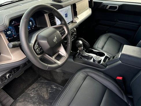 New 2025 Ford Bronco Outer Banks w/ Sasquatch Package image 7