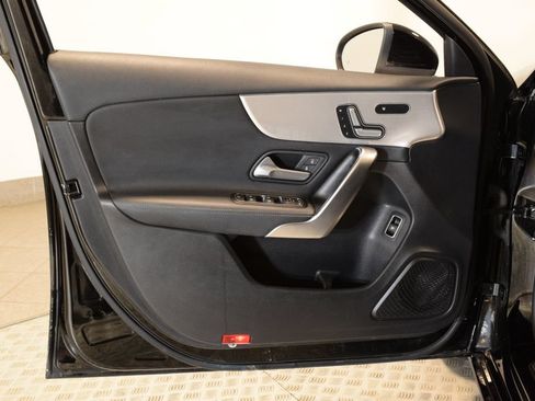 Used 2021 Mercedes-Benz A 220 4MATIC w/ Premium Package image 9