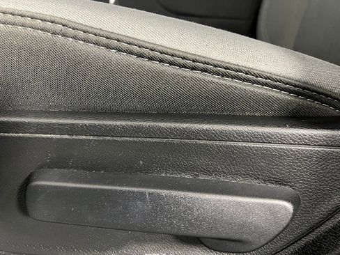 Used 2022 RAM 1500 Big Horn image 22