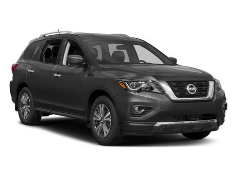 Used 2017 Nissan Pathfinder SV FWD image 9