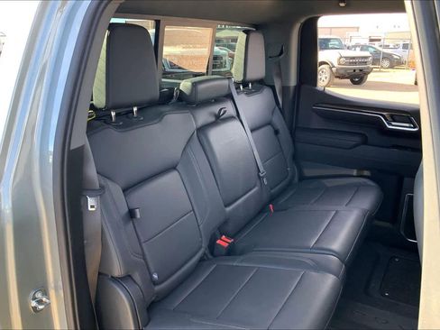 Used 2023 Chevrolet Silverado 1500 RST image 19