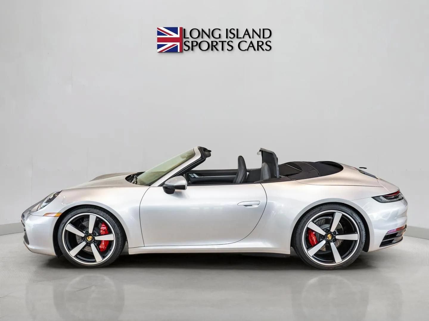 Used 2020 Porsche 911 Cabriolet image 14