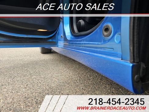 Used 2016 Dodge Charger SXT w/ Plus Group RWD image 9