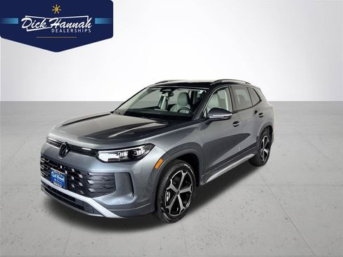 New 2026 Volkswagen Tiguan SE image 1