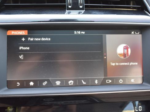 Used 2019 Jaguar XE Premium AWD/4WD image 22