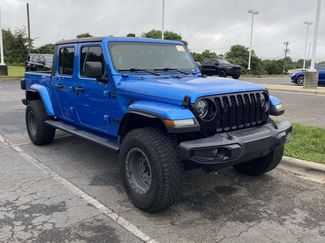 Used 2022 Jeep Gladiator Sport AWD/4WD video 1