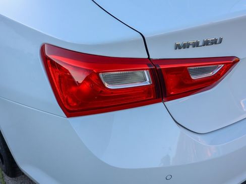 Used 2025 Chevrolet Malibu LT image 6
