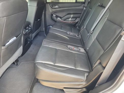 Used 2019 GMC Yukon SLT w/ Open Road Package AWD/4WD image 15