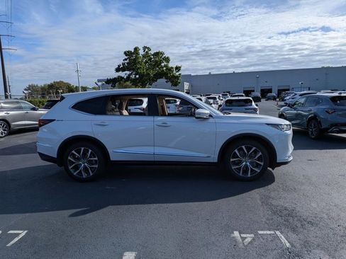 Used 2024 Acura MDX w/Technology Package image 4