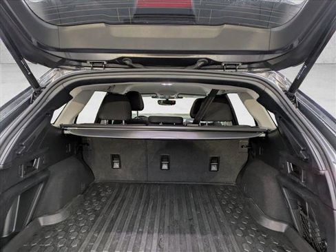 Used 2024 Subaru Outback Premium image 6