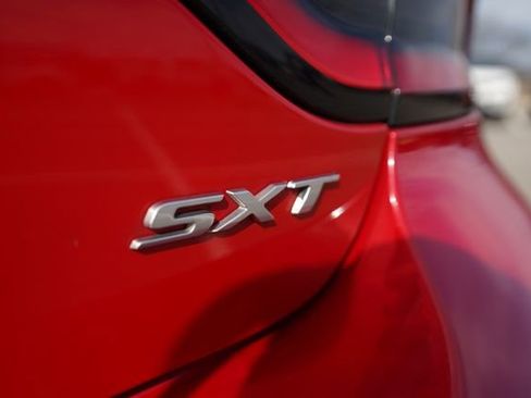 Used 2015 Dodge Charger SXT w/ AWD Plus Group image 39