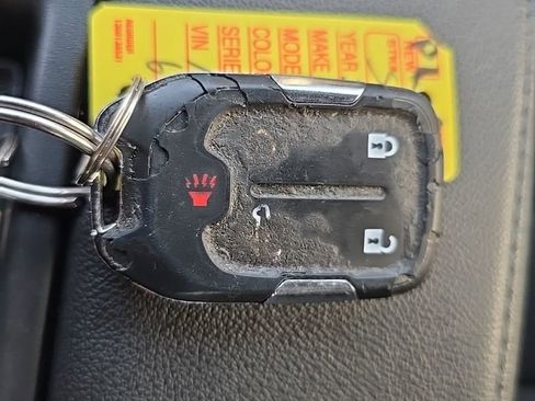 Used 2022 GMC Sierra 2500 SLE w/ SLE Value Package; image 15