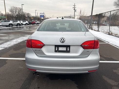 Used 2014 Volkswagen Jetta SE image 5