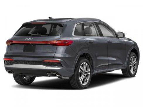 Used 2025 Audi Q5 Premium w/ Convenience Package AWD/4WD image 2