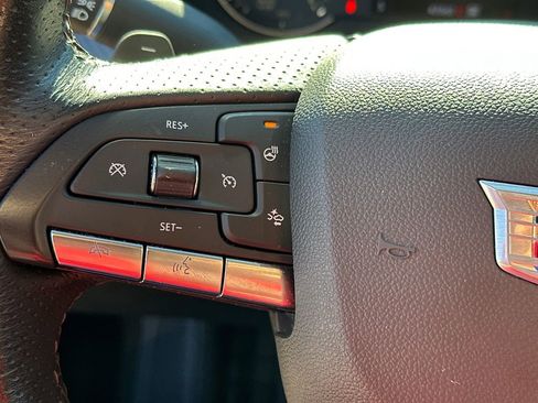 Used 2023 Cadillac XT4 Sport image 24