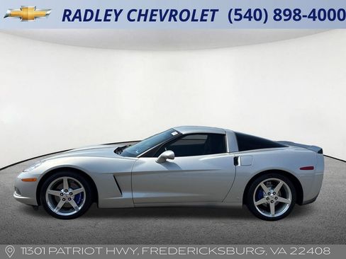 Used 2008 Chevrolet Corvette Coupe w/ Preferred Equipment Group RWD image 14