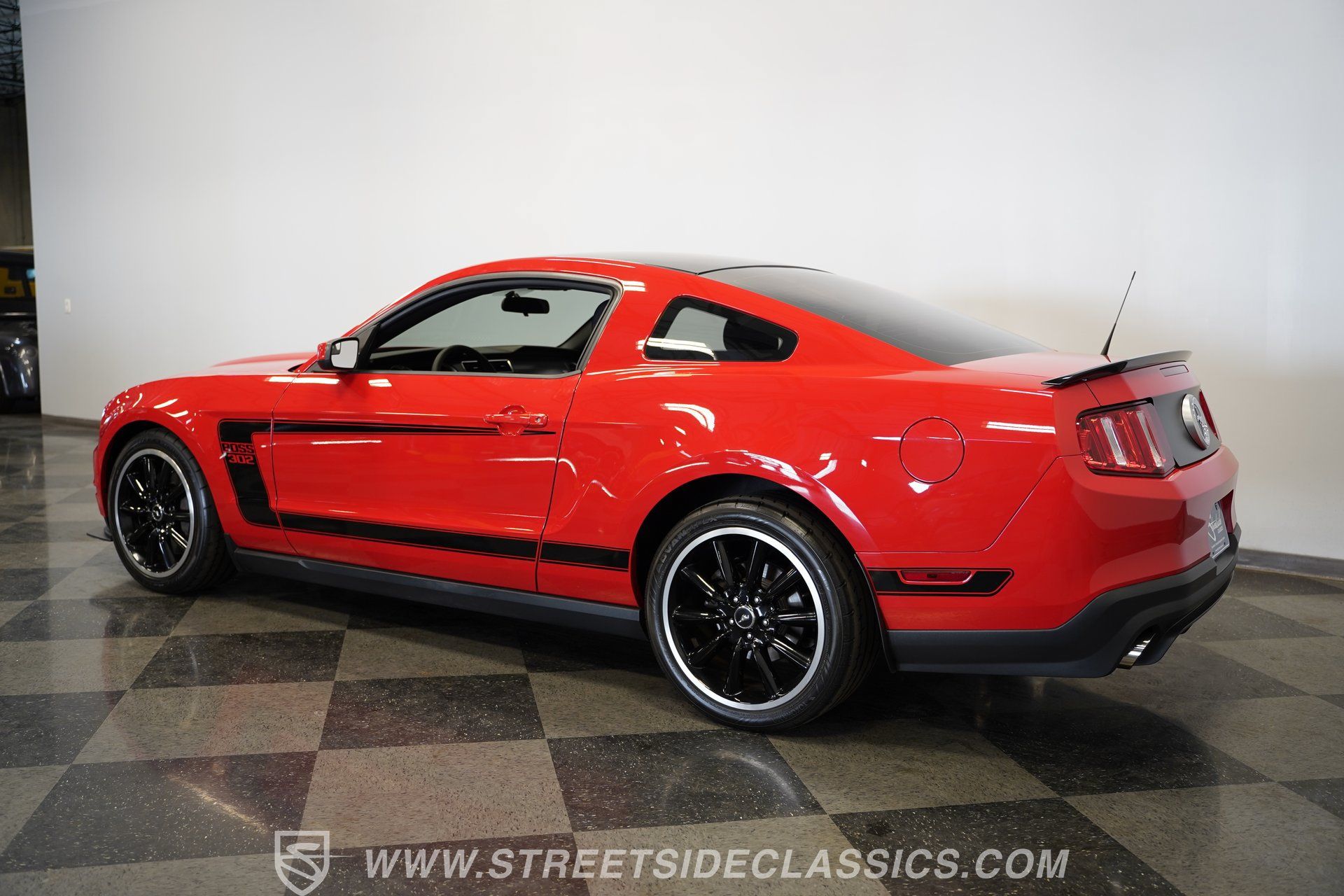 Used 2012 Ford Mustang Boss 302 RWD image 9