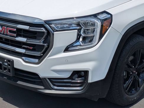 Certified 2024 GMC Terrain AT4 w/ Infotainment Package II AWD/4WD image 9