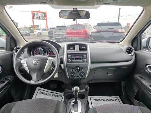 Used 2018 Nissan Versa SV image 13