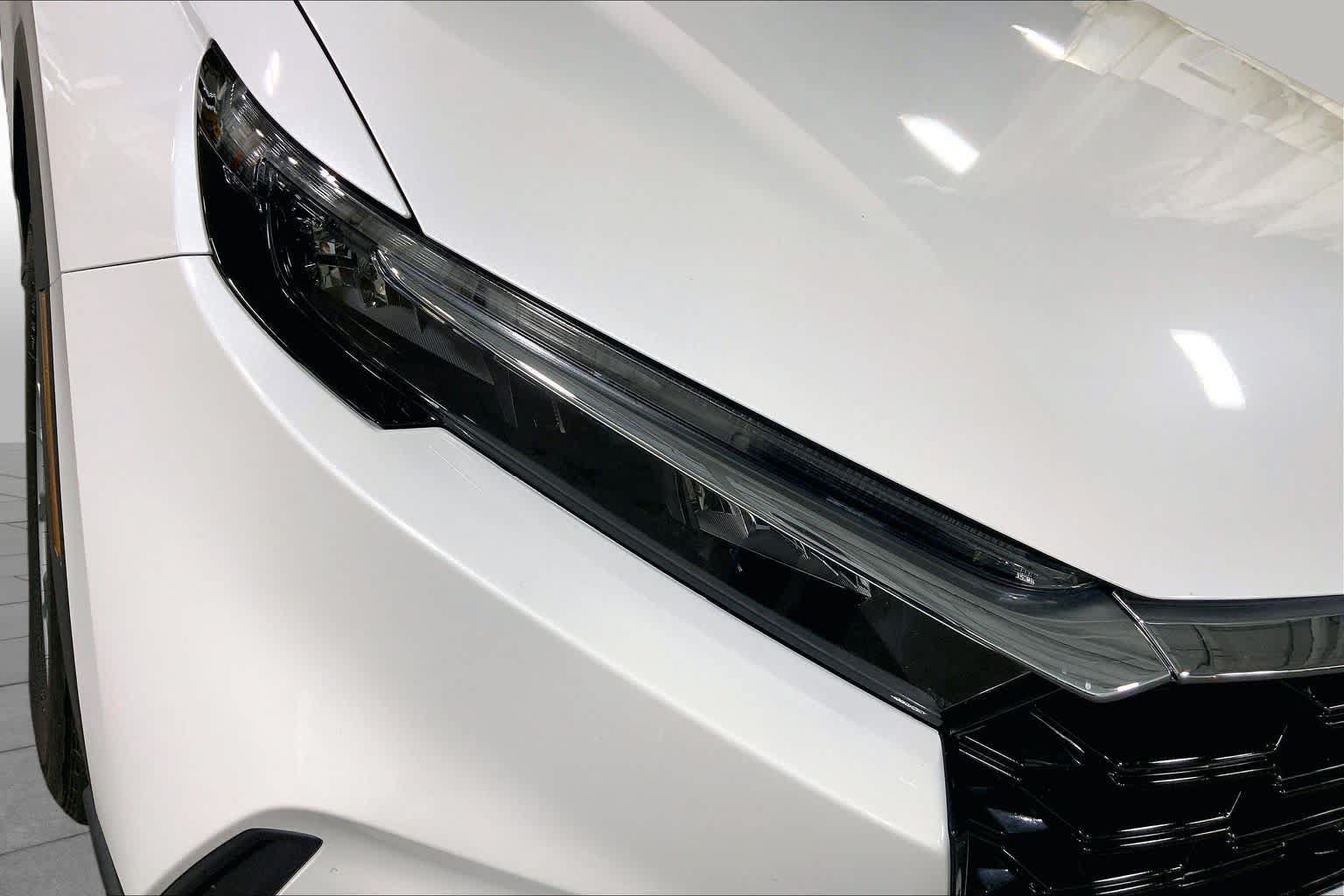Used 2025 Honda CR-V EX image 28