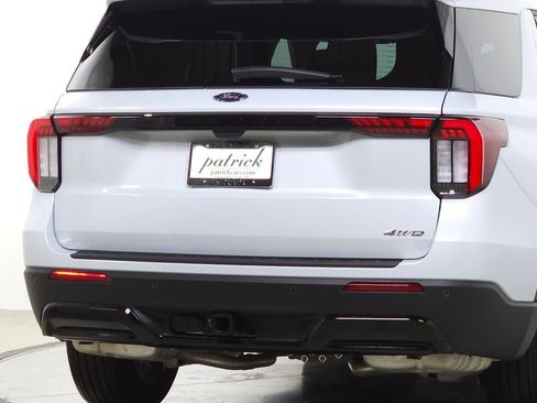 Used 2026 Ford Explorer ST-Line AWD/4WD image 10
