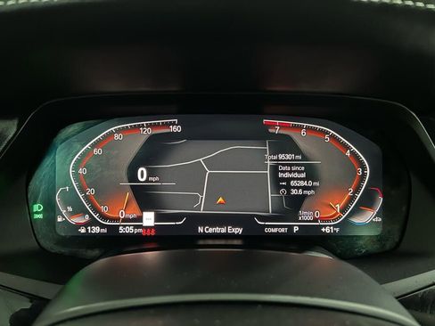 Used 2019 BMW X5 xDrive40i w/ M Sport Package image 29