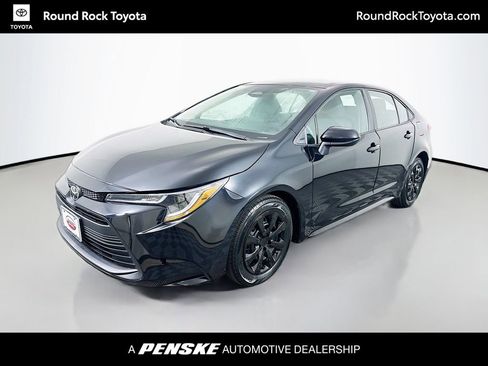 Certified 2024 Toyota Corolla LE image 1