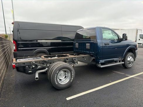 New 2024 RAM 3500 Tradesman AWD/4WD image 3
