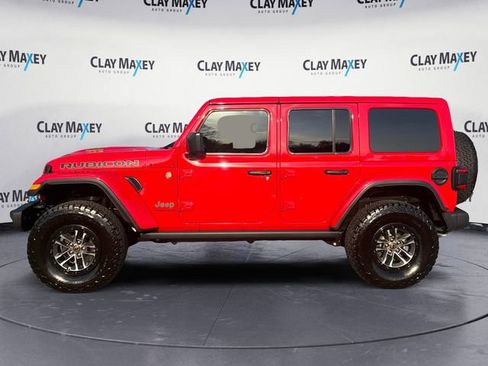 Used 2024 Jeep Wrangler Unlimited Rubicon 392 image 2