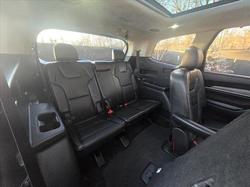 Used 2022 Kia Telluride SX w/ SX Prestige Package image 14