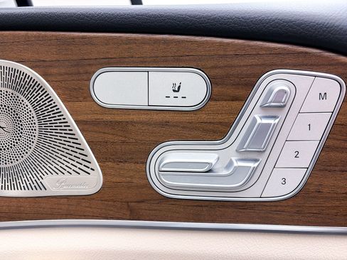 Used 2022 Mercedes-Benz GLE 350 4MATIC w/ 3rd Row Seat Package image 36