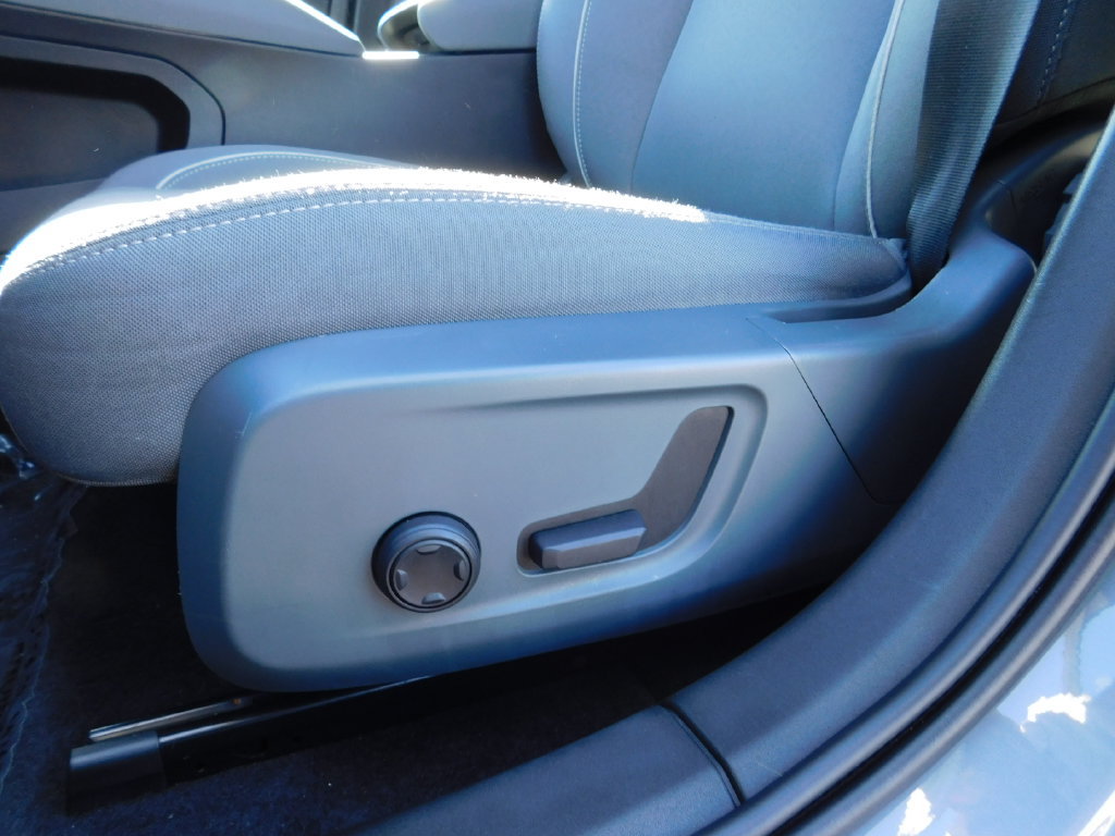 Used 2022 Polestar Polestar 2 w/ Pilot Package AWD/4WD image 19