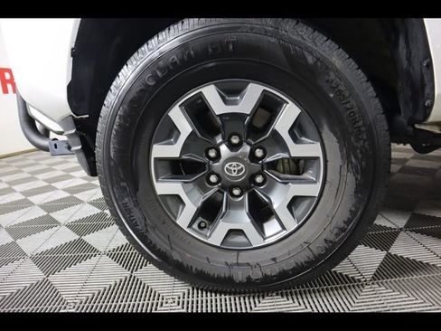 Used 2023 Toyota Tacoma SR AWD/4WD image 23