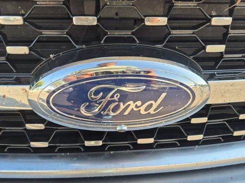 Certified 2023 Ford F150 Platinum w/ Equipment Group 701A High AWD/4WD image 5