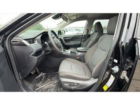 Certified 2024 Toyota RAV4 XLE FWD image 16