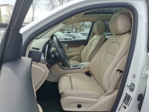 Used 2020 Mercedes-Benz GLC 300 4MATIC image 14