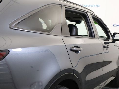 Used 2023 Kia Sorento EX image 6